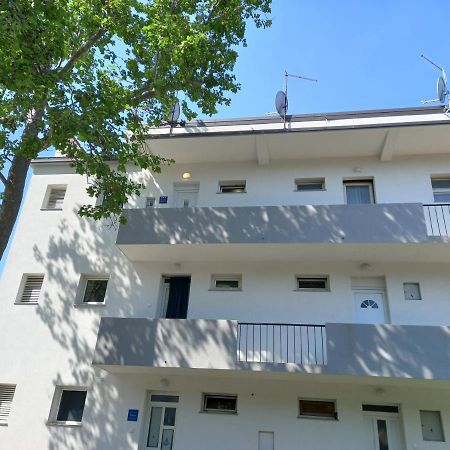 La Piazza Apartment Umag Exterior foto